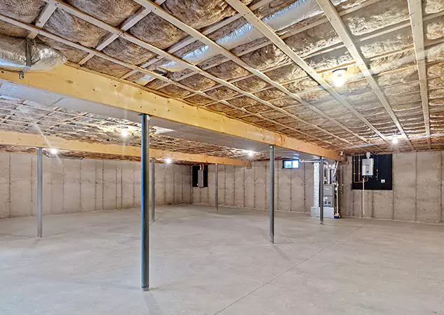 Expert Crawl Space Cleanup: Your Crawl Space Restoration Team in Baldwin City, KS